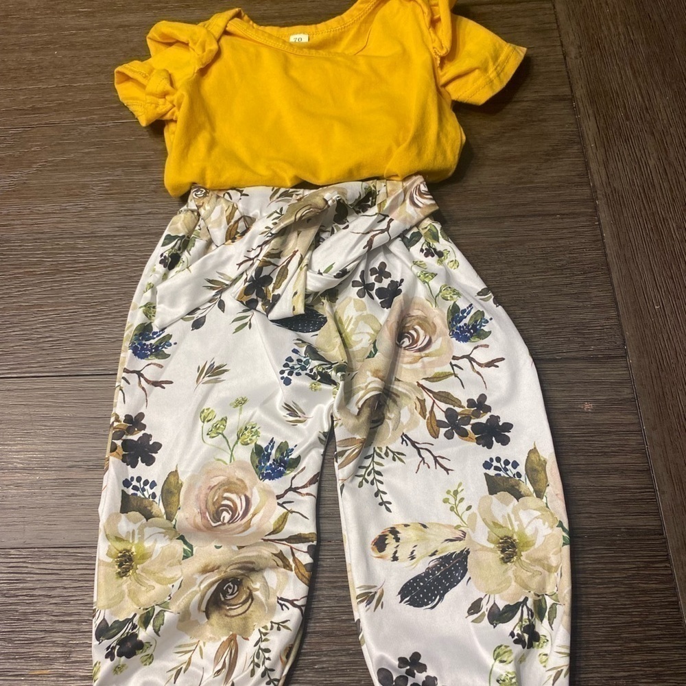 Toddler Baby girl Floral print  Loose Casual Pant onesie set  3-6 months
